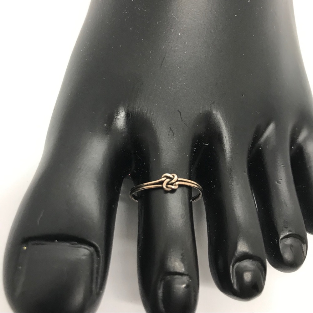 Sterling Silver Knot Toe Ring Adjustable - Picture 4 of 5
